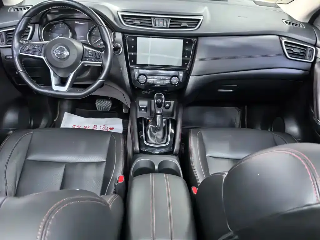 Nissan Qashqai — фото 2