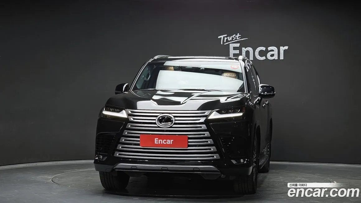 Lexus LX — фото 4