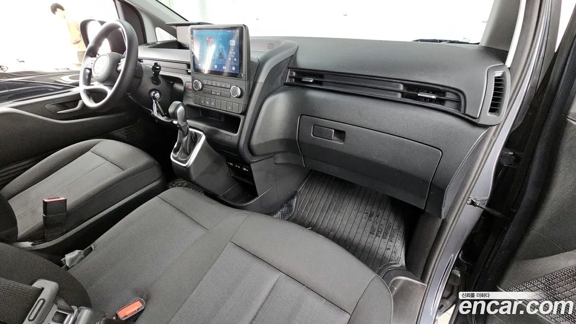 Hyundai Staria — фото 9