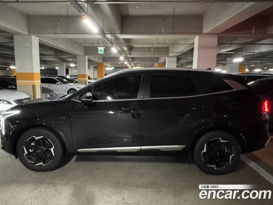 Kia Sportage — фото 1