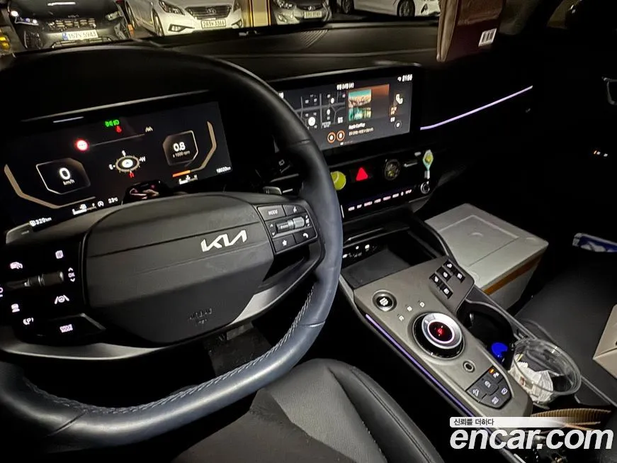 Kia Sportage — фото 8
