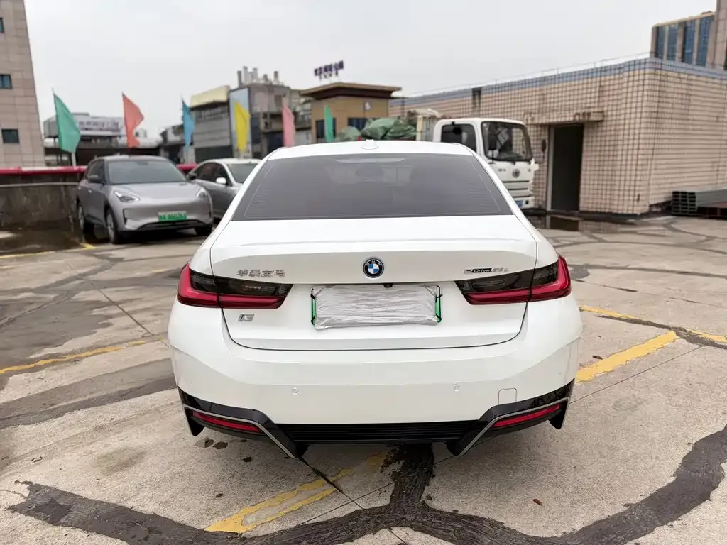 BMW i3 — фото 10