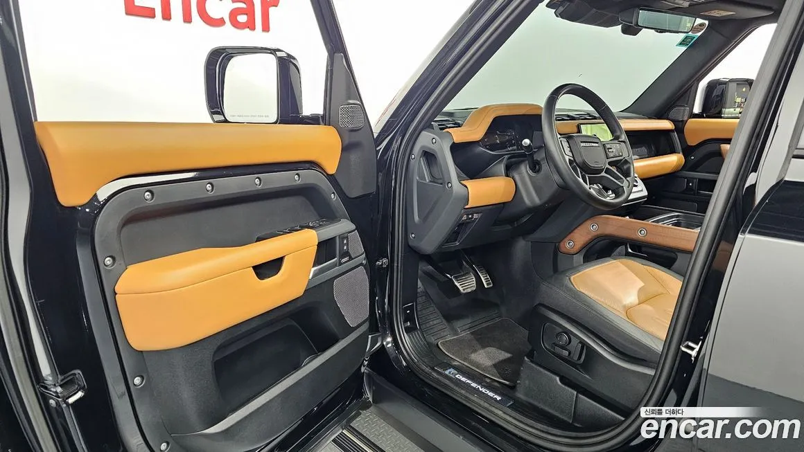 Land Rover Defender — фото 10