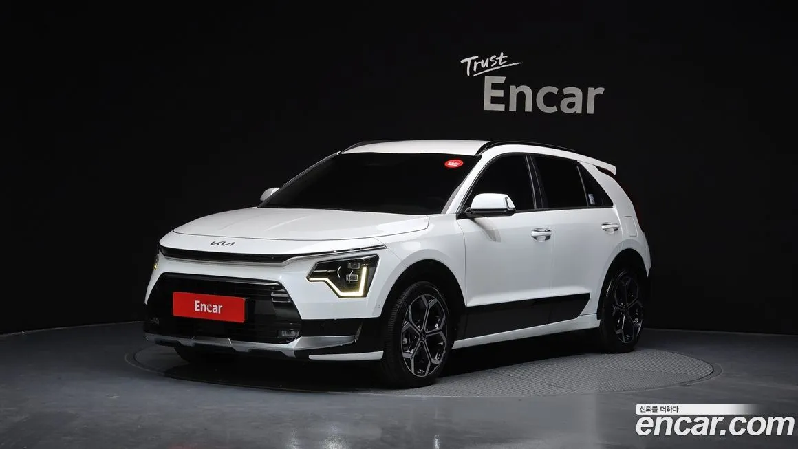 Kia Niro — фото 1