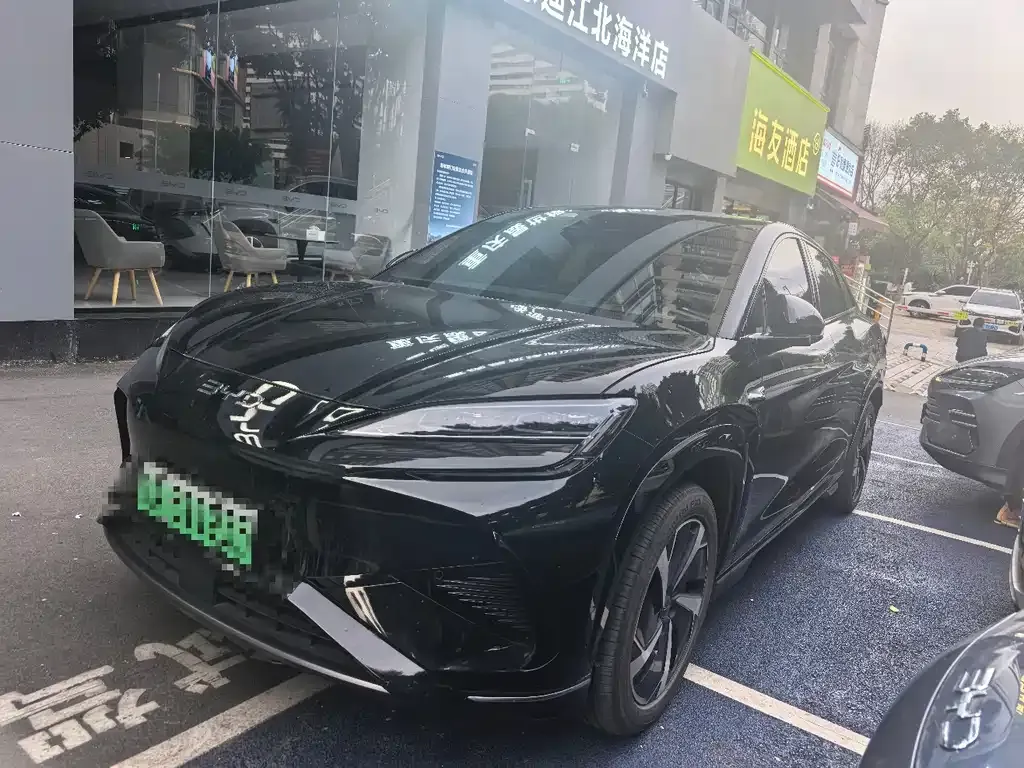 BYD Seal 07 EV — фото 1