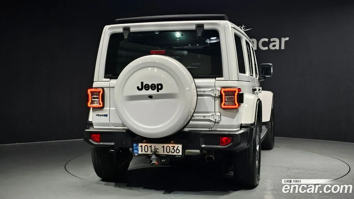 Jeep Wrangler — фото 2
