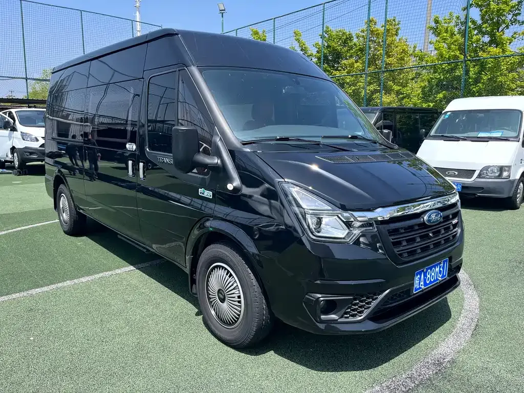 Ford Transit Custom — фото 9