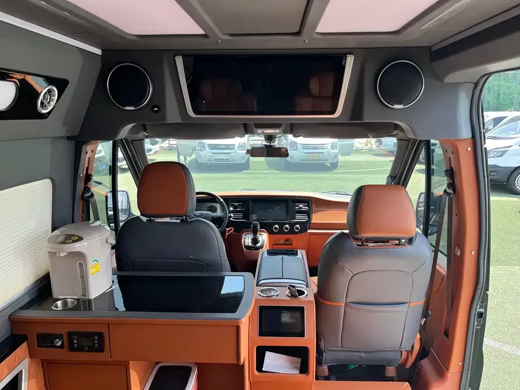 Ford Transit Custom — фото 4