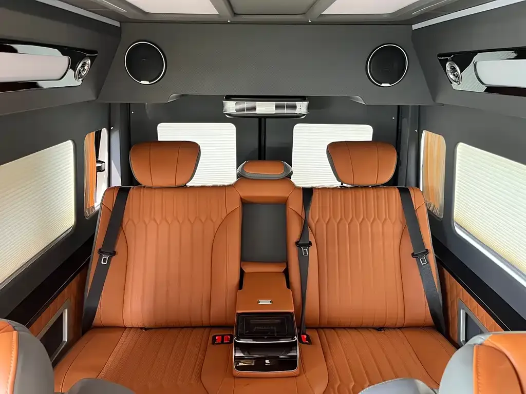 Ford Transit Custom — фото 2