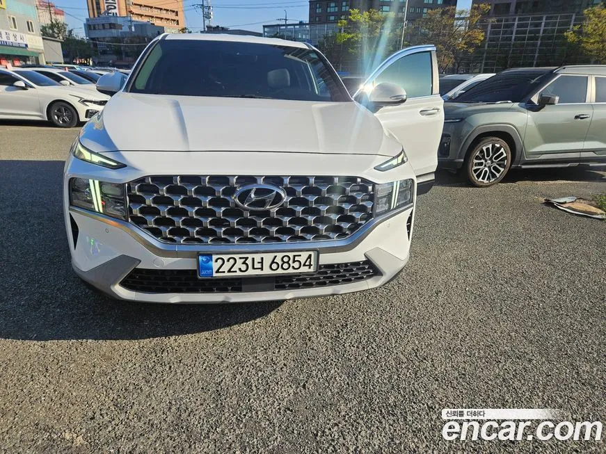 Hyundai Santafe — фото 1