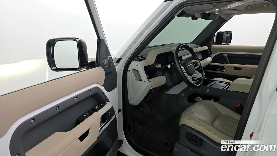 Land Rover Defender — фото 6