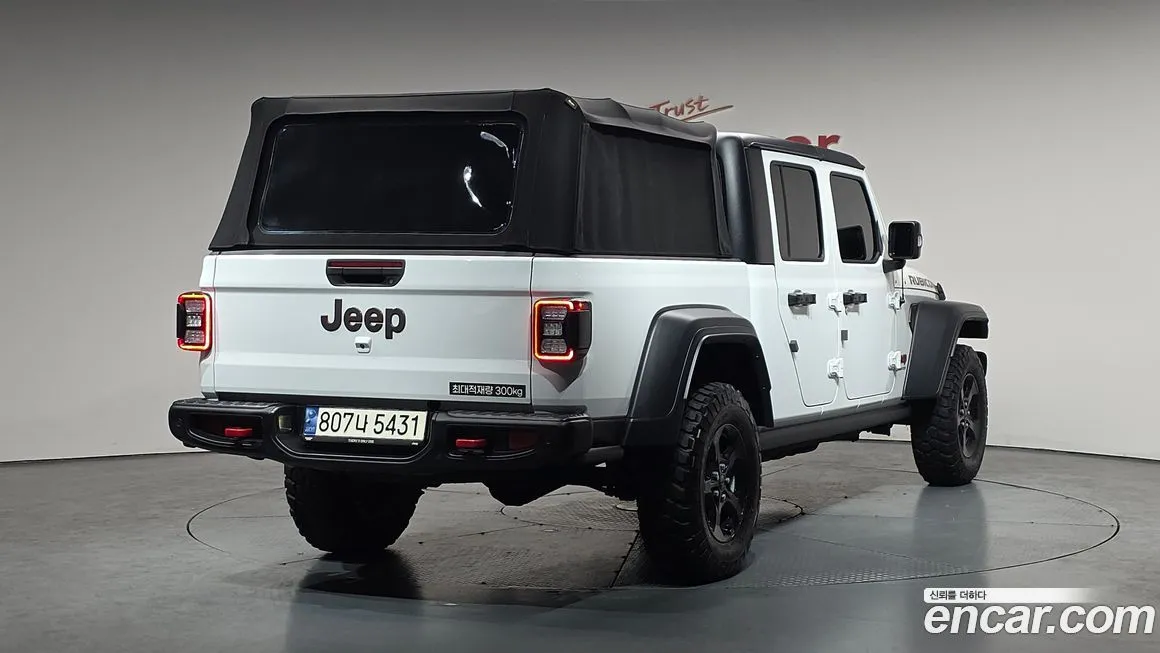 Jeep Gladiator — фото 9