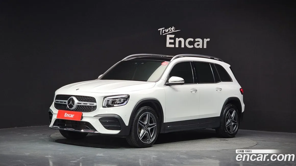 Mercedes-Benz GLB-Class — фото 1
