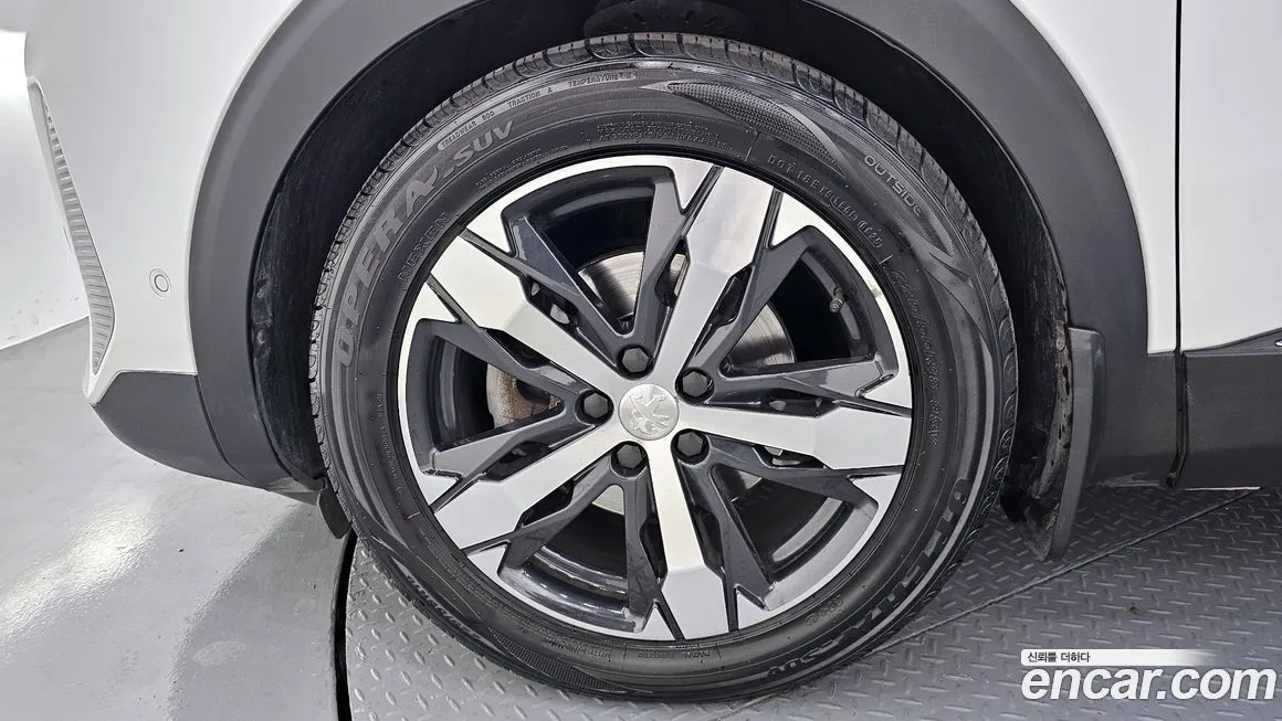 Peugeot 5008 — фото 6