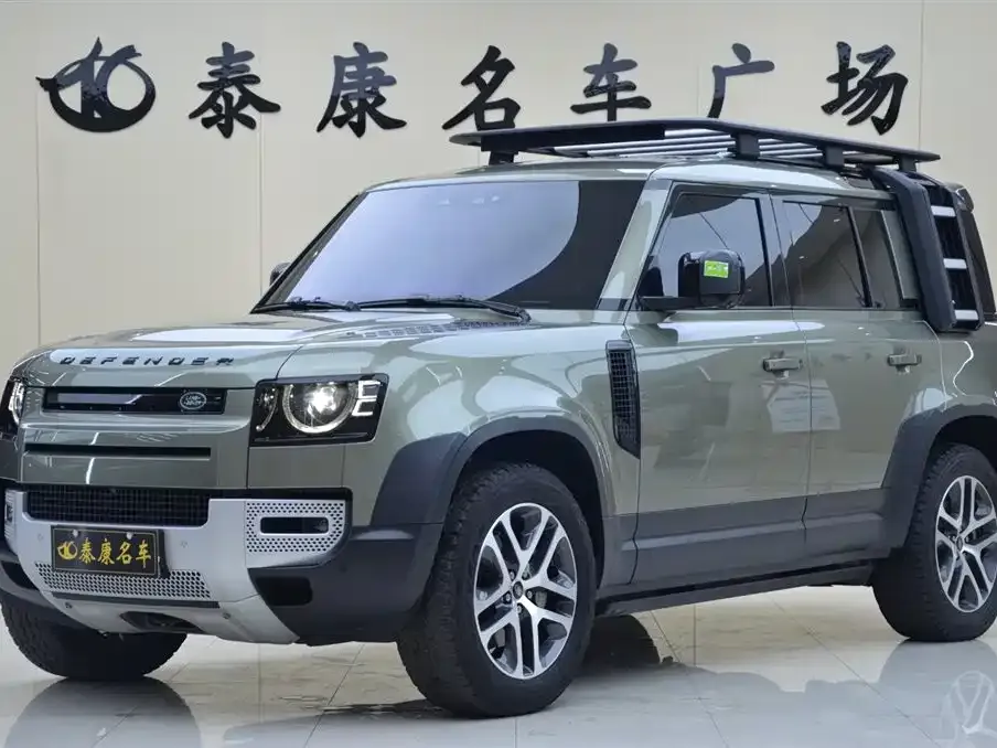 Land Rover Defender — фото 1