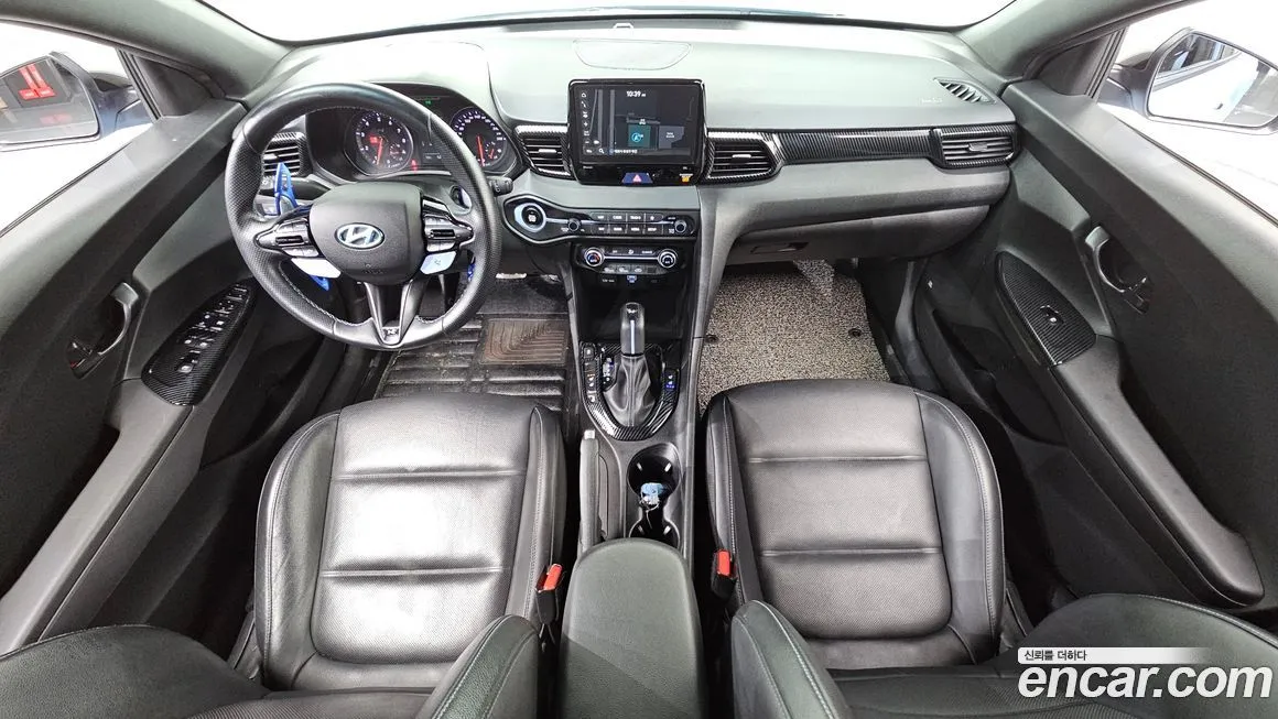 Hyundai Veloster — фото 9