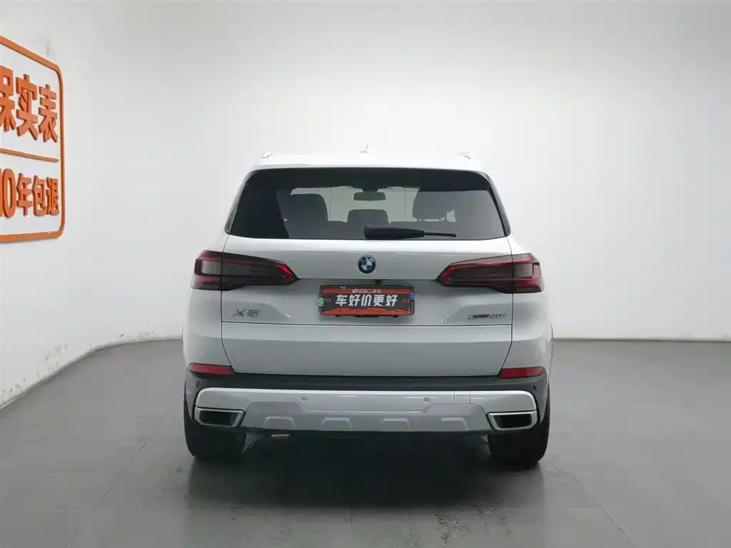 BMW X5 (Import) — фото 4