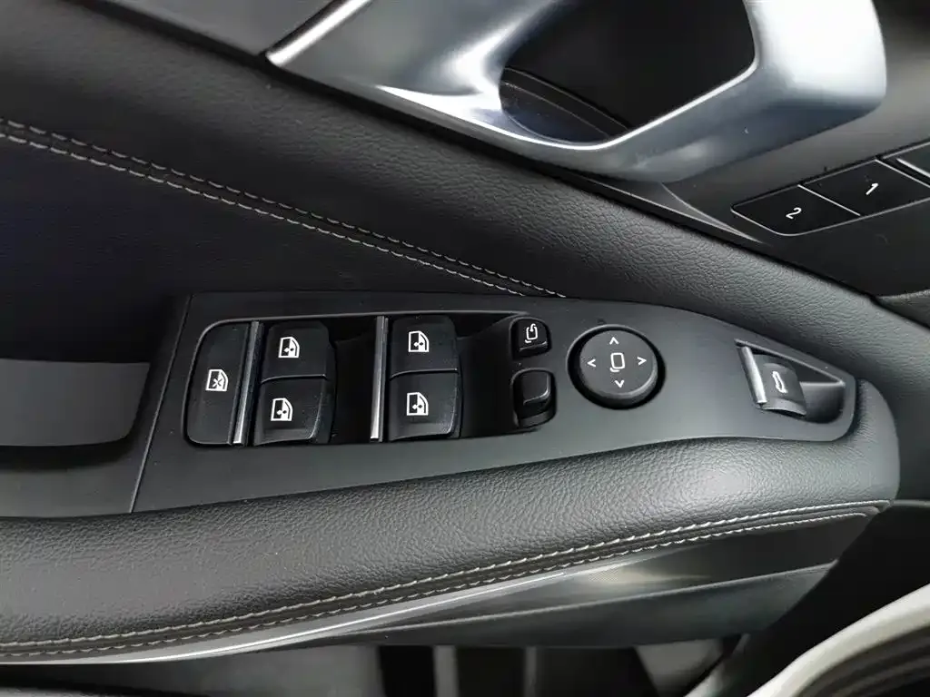 BMW X5 (Import) — фото 8