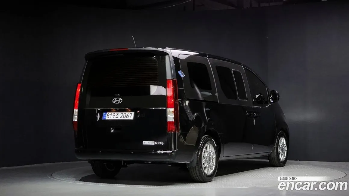 Hyundai Staria — фото 7
