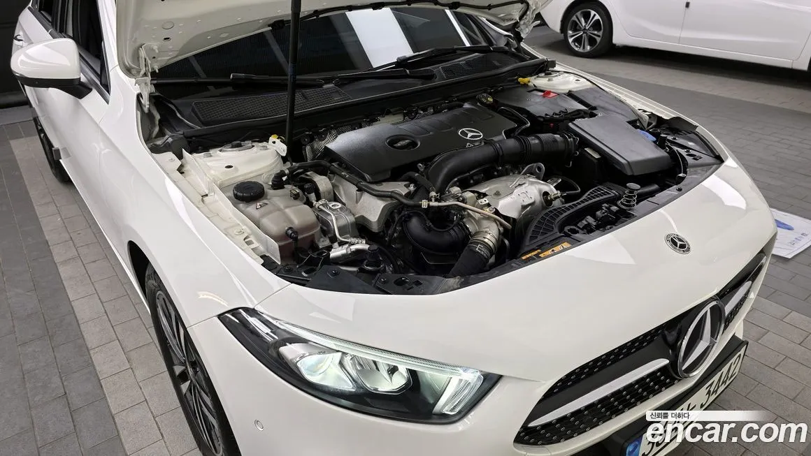 Mercedes-Benz A-Class — фото 10