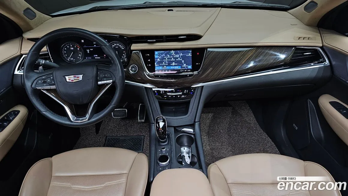 Cadillac XT6 — фото 9
