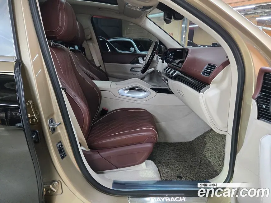Mercedes-Benz GLS-Class — фото 10
