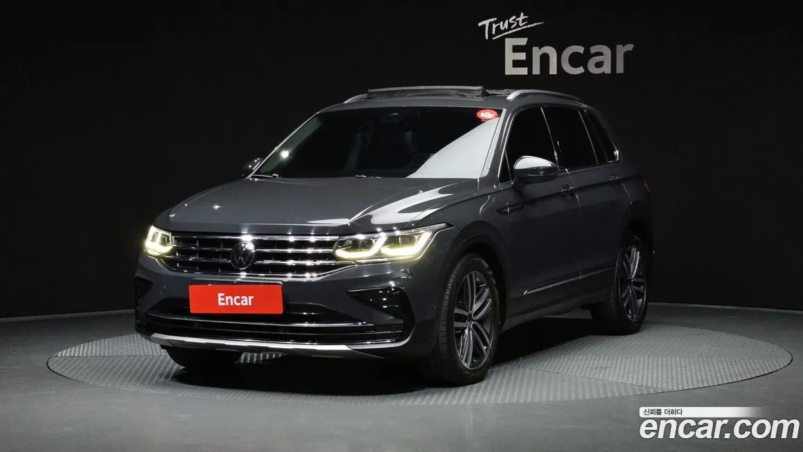 Volkswagen Tiguan — фото 1