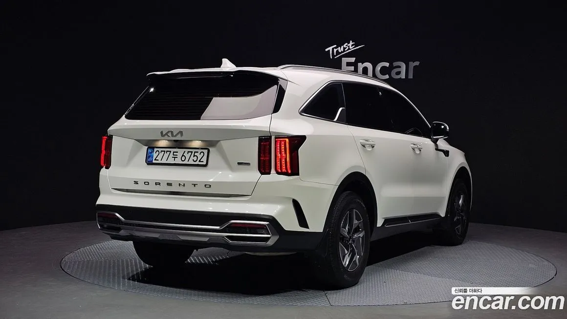 Kia Sorento — фото 4