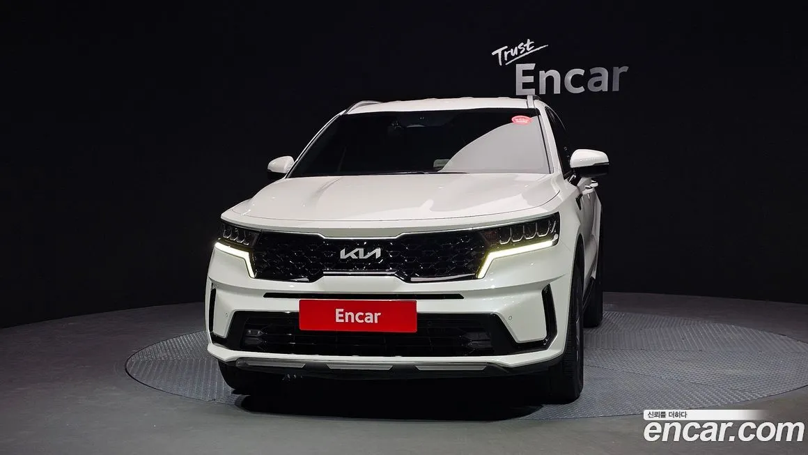 Kia Sorento — фото 6