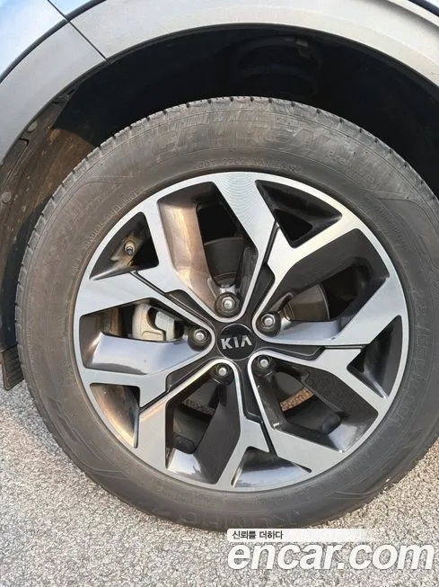 Kia Sportage — фото 4
