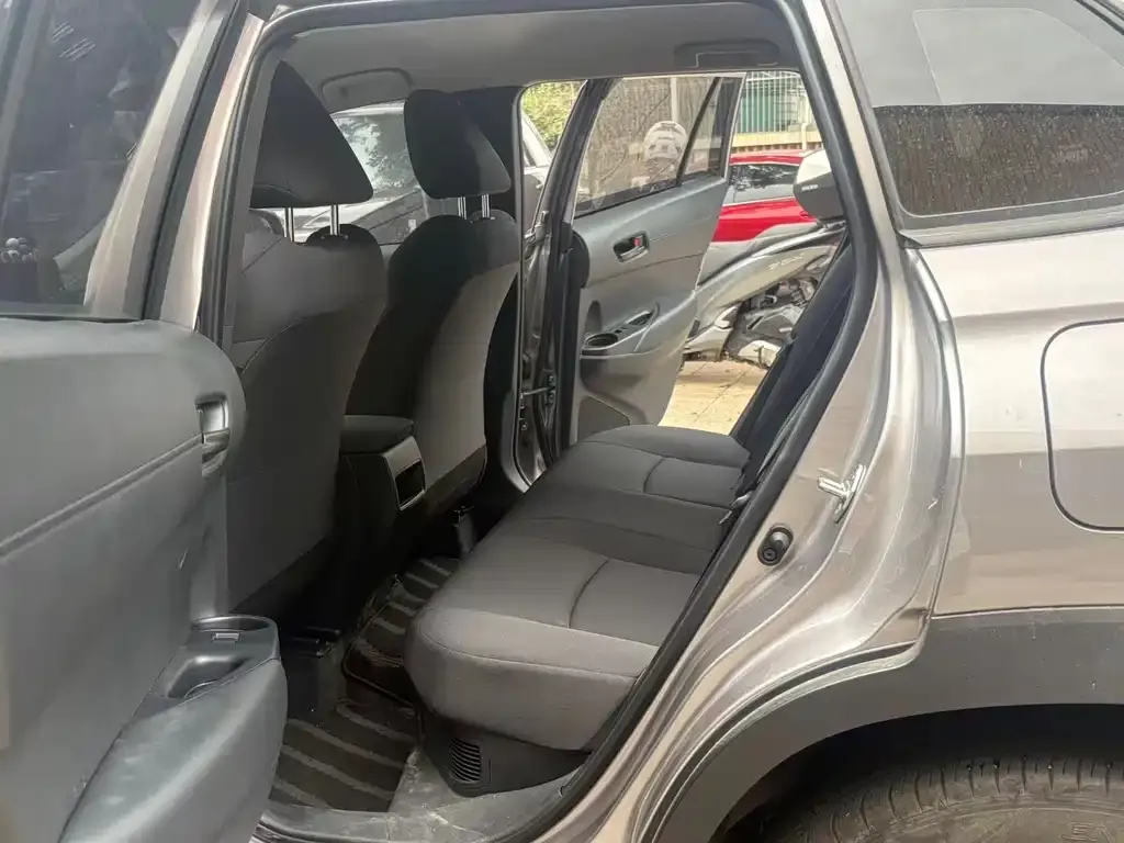 Toyota Corolla Cross — фото 3