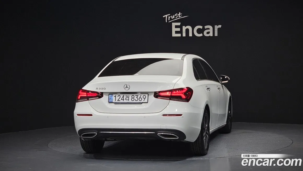 Mercedes-Benz A-Class — фото 8