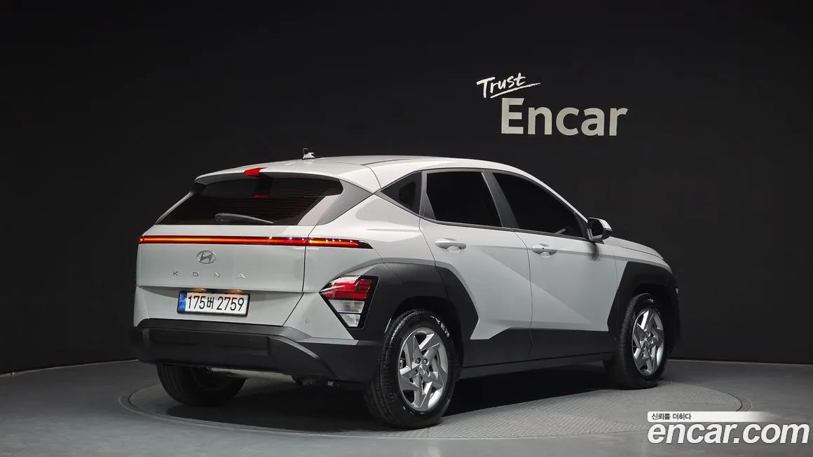 Hyundai Kona — фото 2