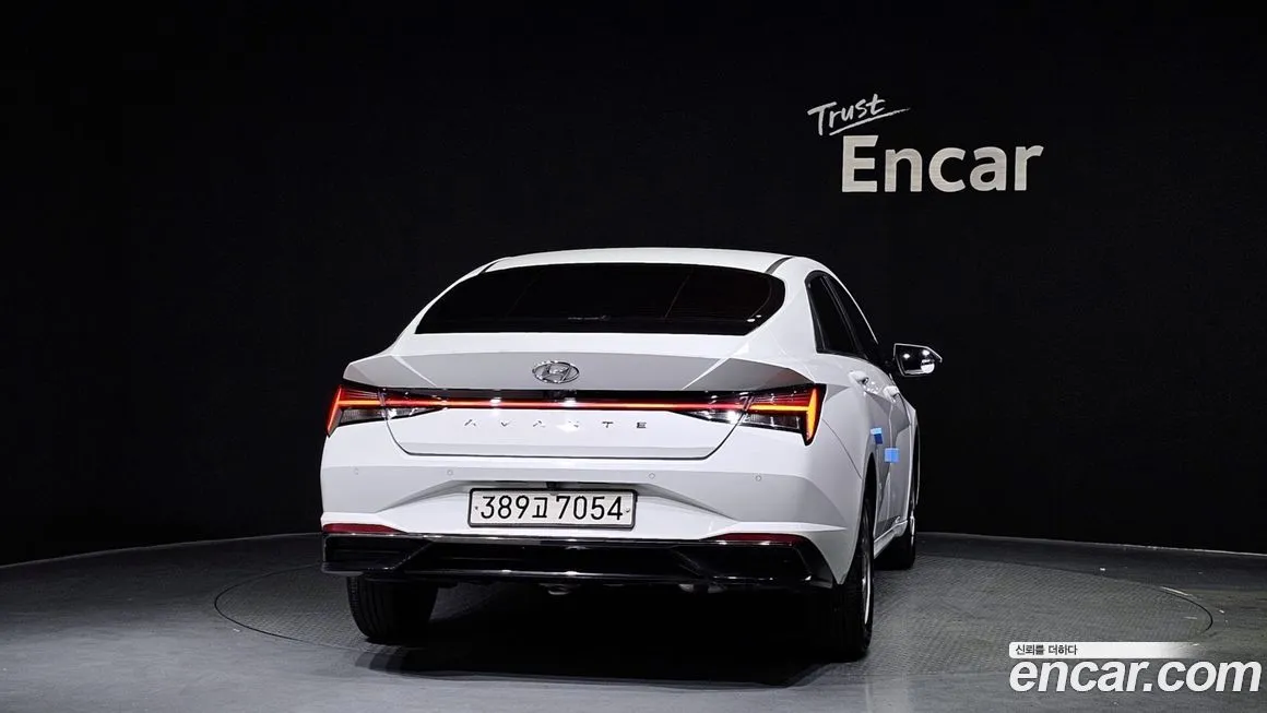 Hyundai AVANTE — фото 8