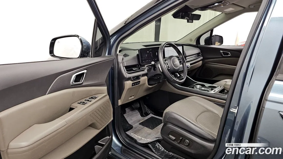 Kia Carnival — фото 4