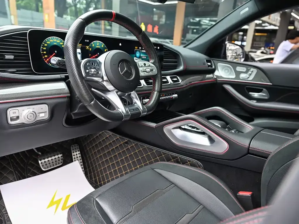Mercedes-Benz GLE Coupe AMG — фото 10