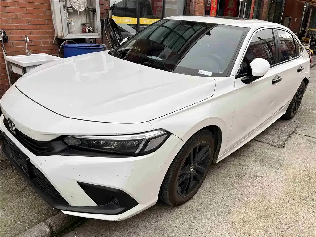 Honda Civic — фото 1