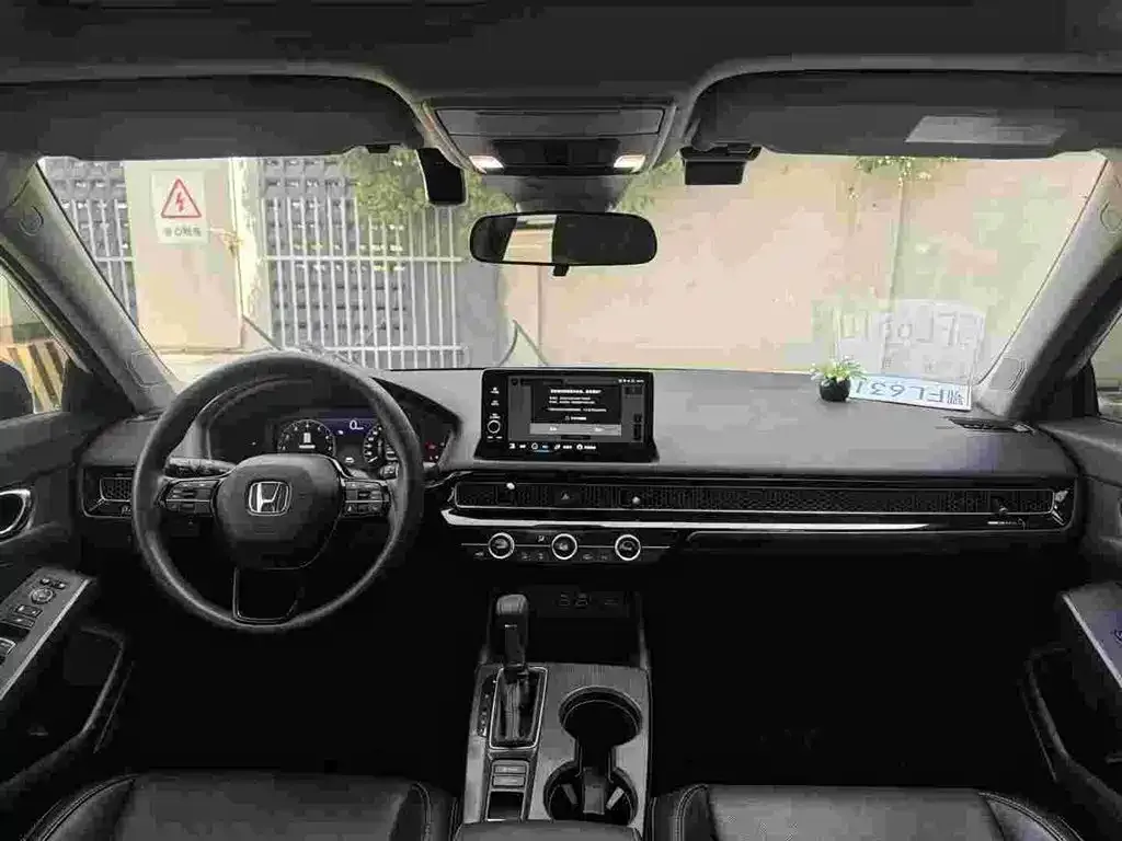 Honda Civic — фото 4