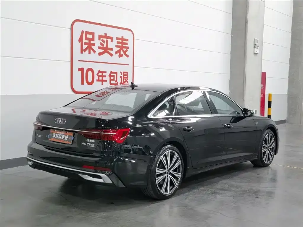 Audi A6L — фото 9