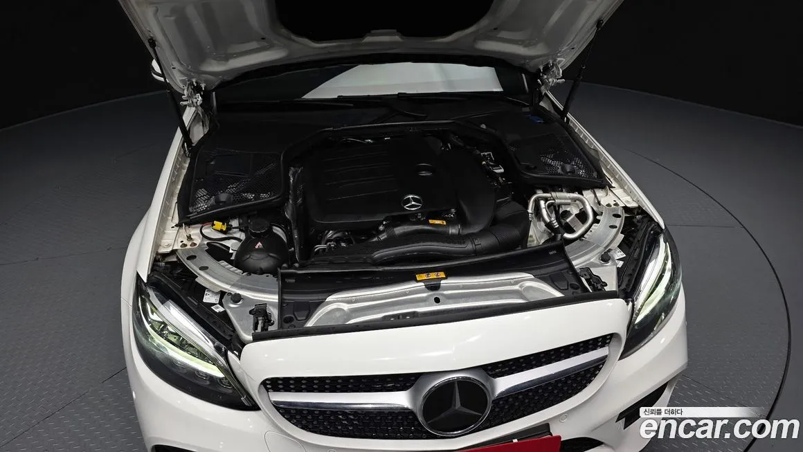 Mercedes-Benz C-Class — фото 10