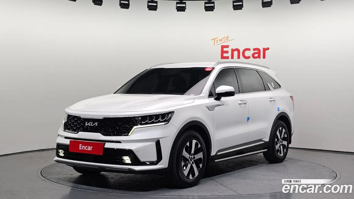 Kia Sorento — фото 1