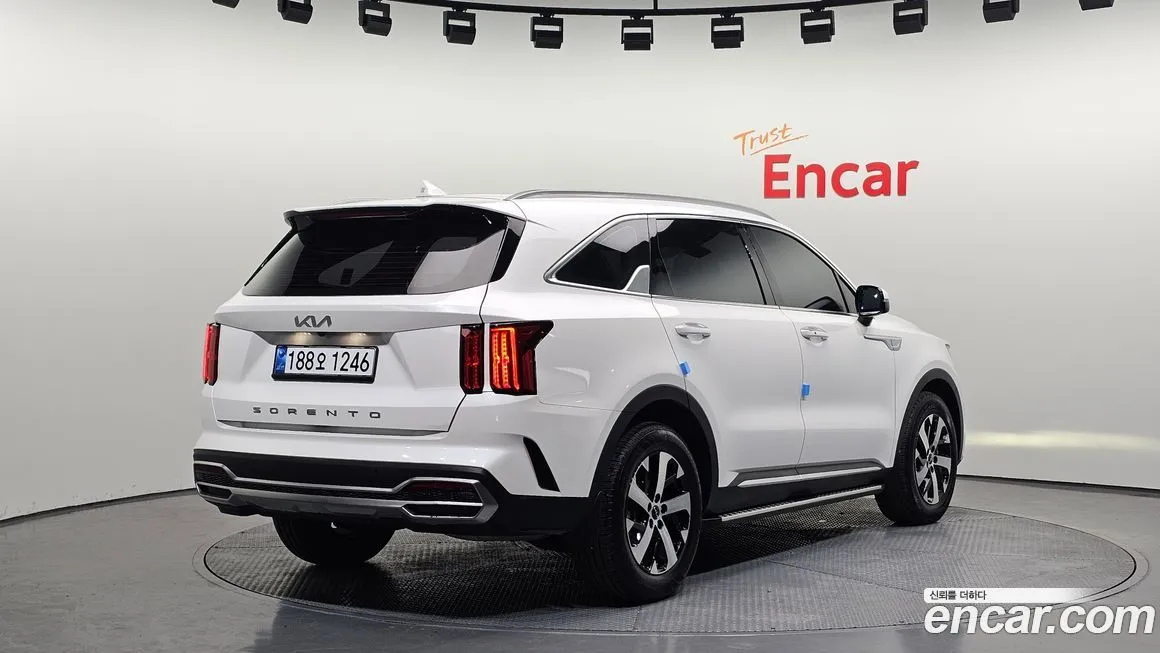 Kia Sorento — фото 3
