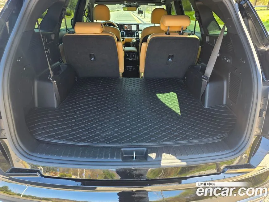 Kia Sorento — фото 6