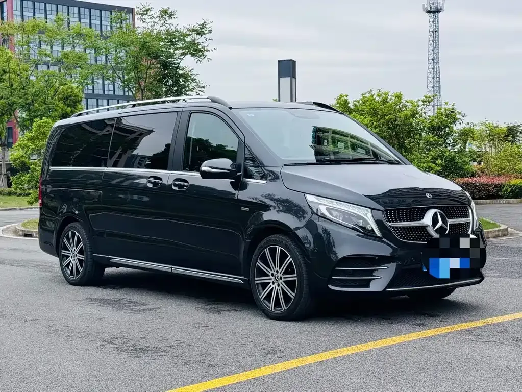 Mercedes-Benz V-Class — фото 7