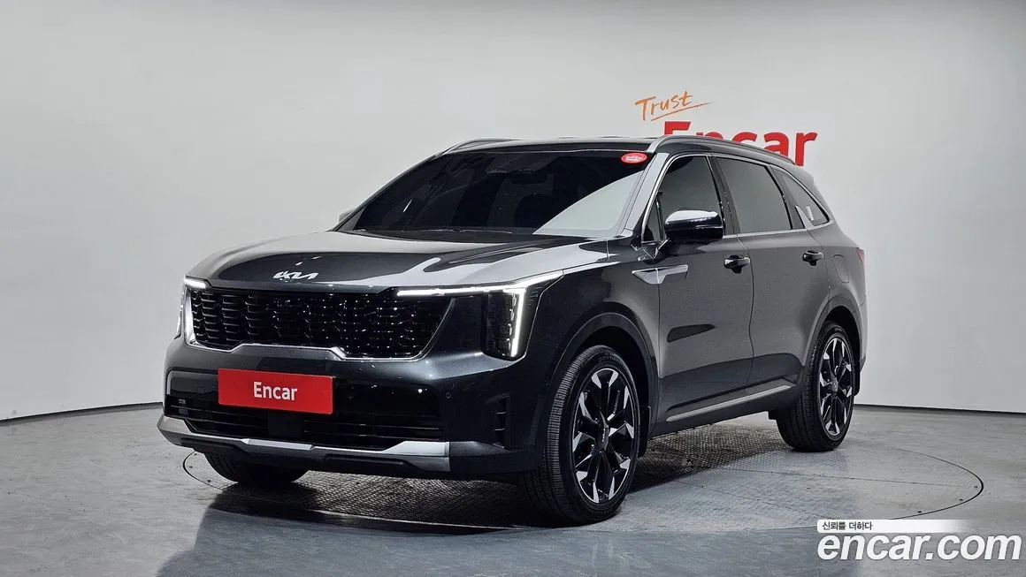 Kia Sorento — фото 1