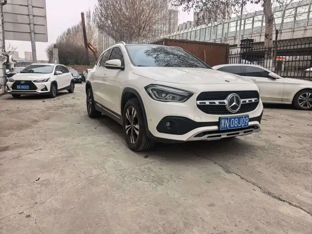 Mercedes-Benz GLA — фото 7