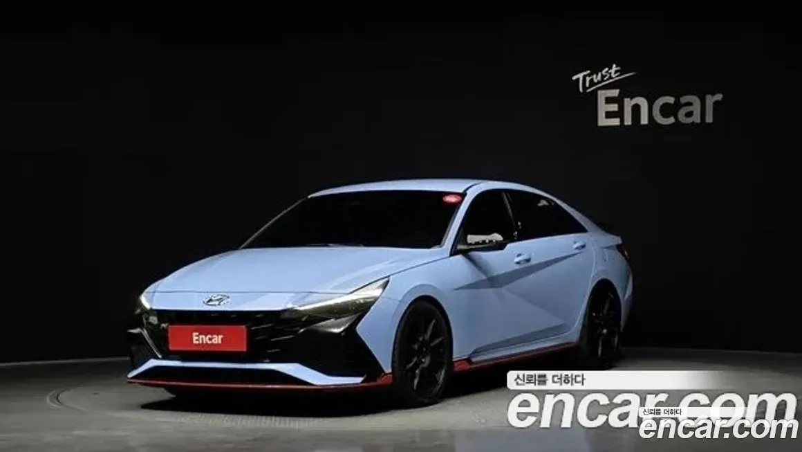 Hyundai AVANTE — фото 1