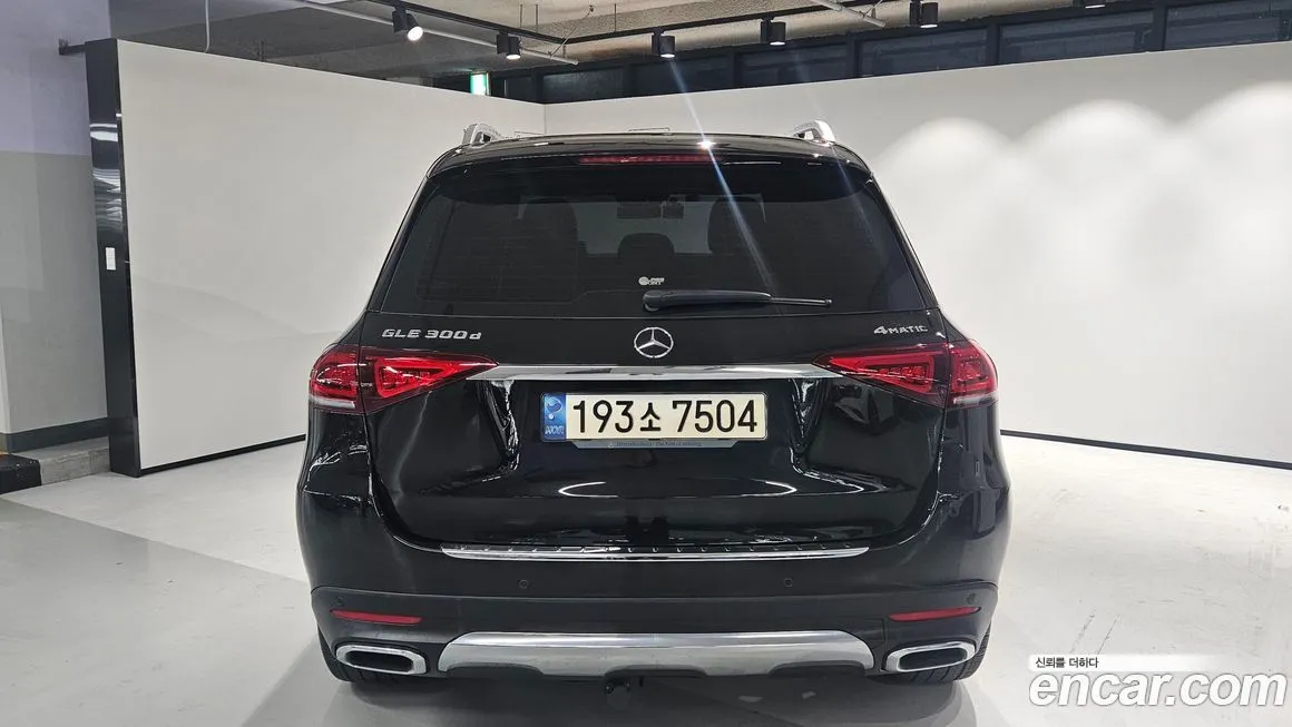 Mercedes-Benz GLE-Class — фото 7