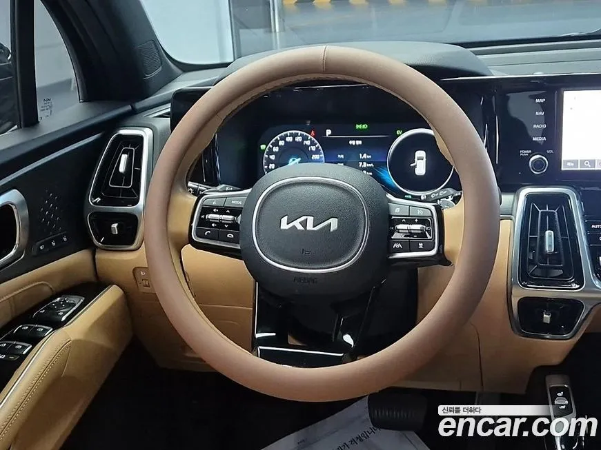 Kia Sorento — фото 4