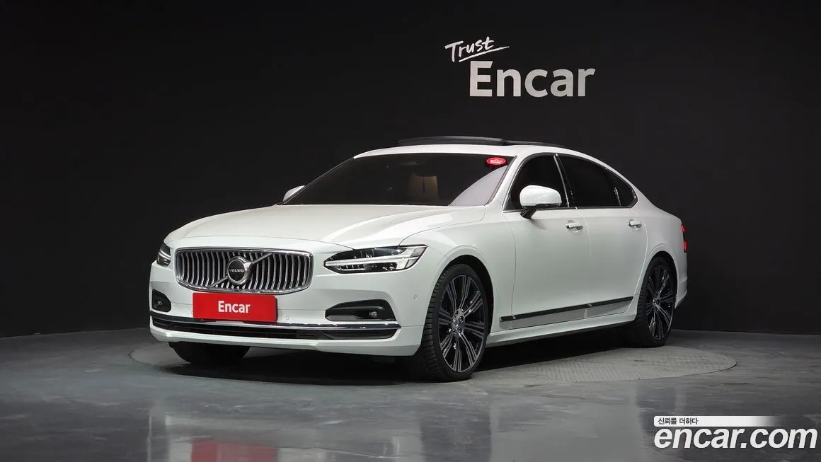 Volvo S90 — фото 1